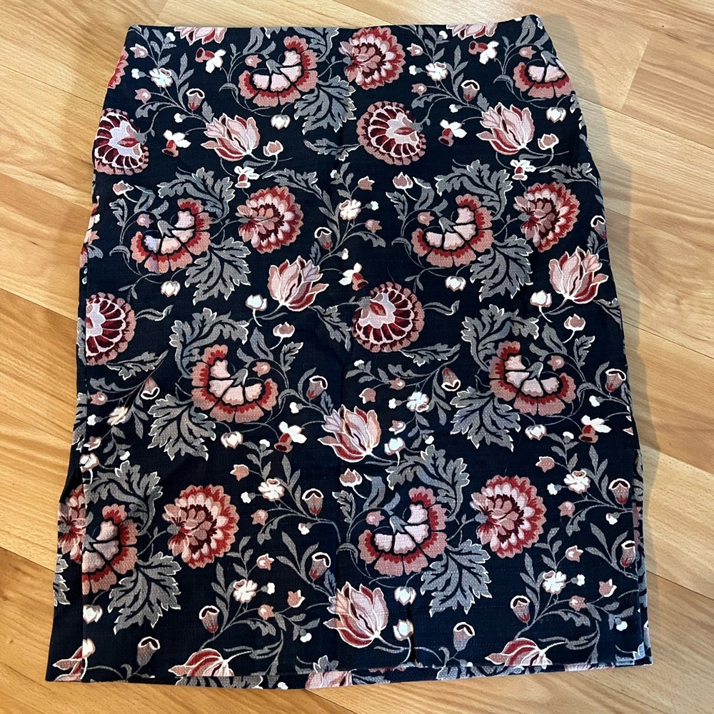 Loft Bundle- 6 Items! - image 3